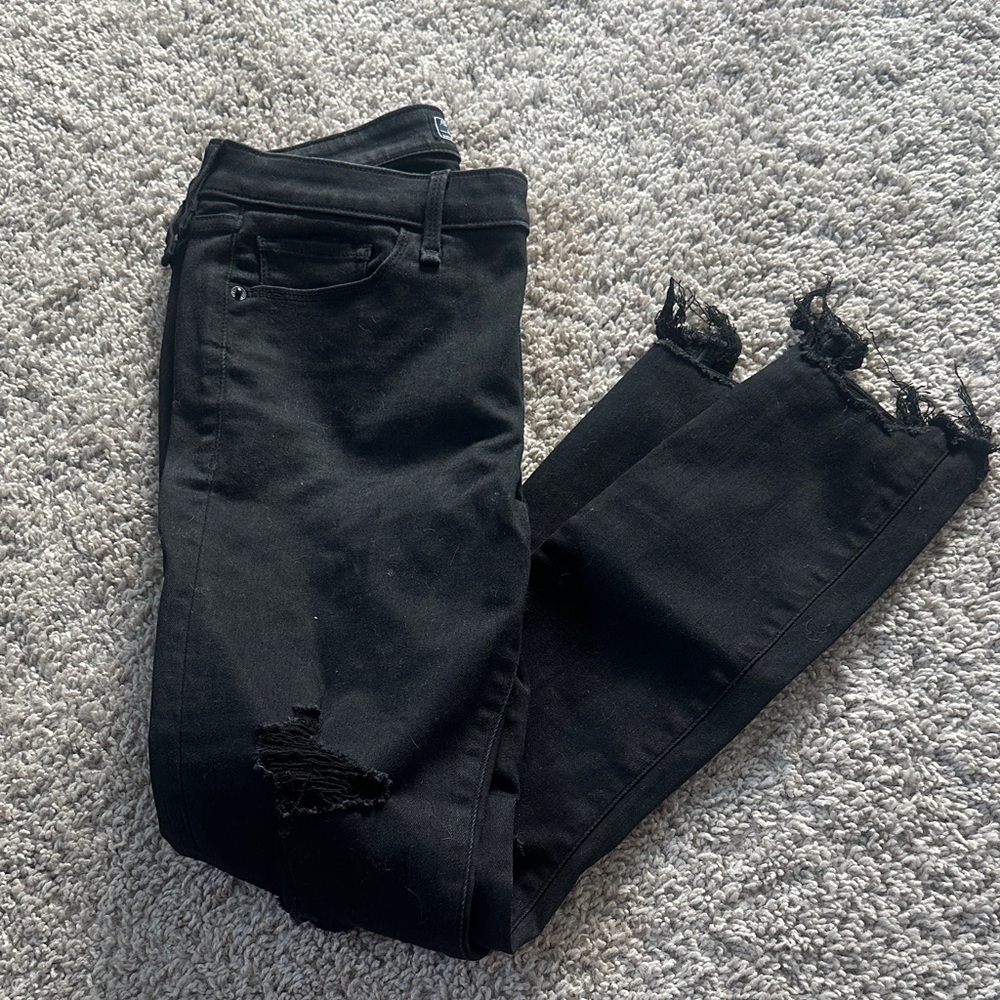 Abercrombie Black Women's Distressed Skinny Jean